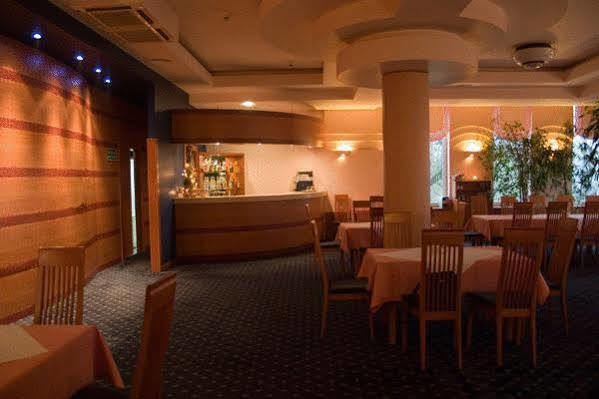 Hotel Naramowice Poznań Restaurante foto